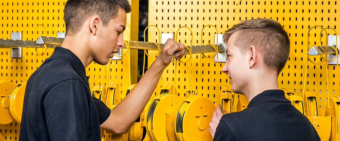 Ausbildung Fachlagerist bei STAHL CraneSystems Werk in Künzelsau